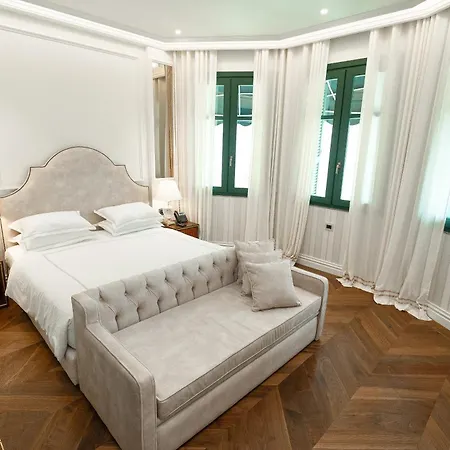 La Fe Boutique 4*